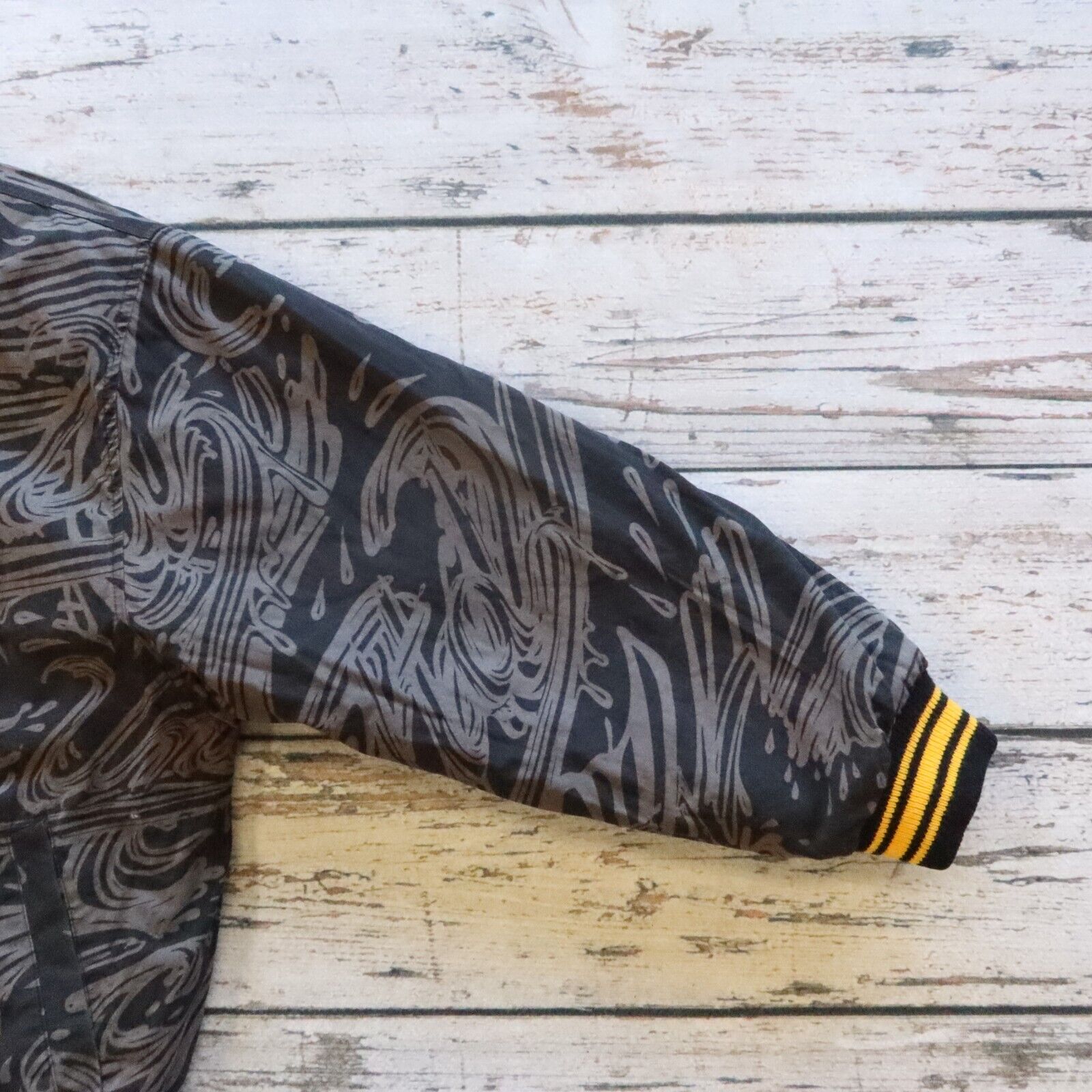 Vintage Ecko Unltd. Reversible Quilted Bomber Jacket Size XL