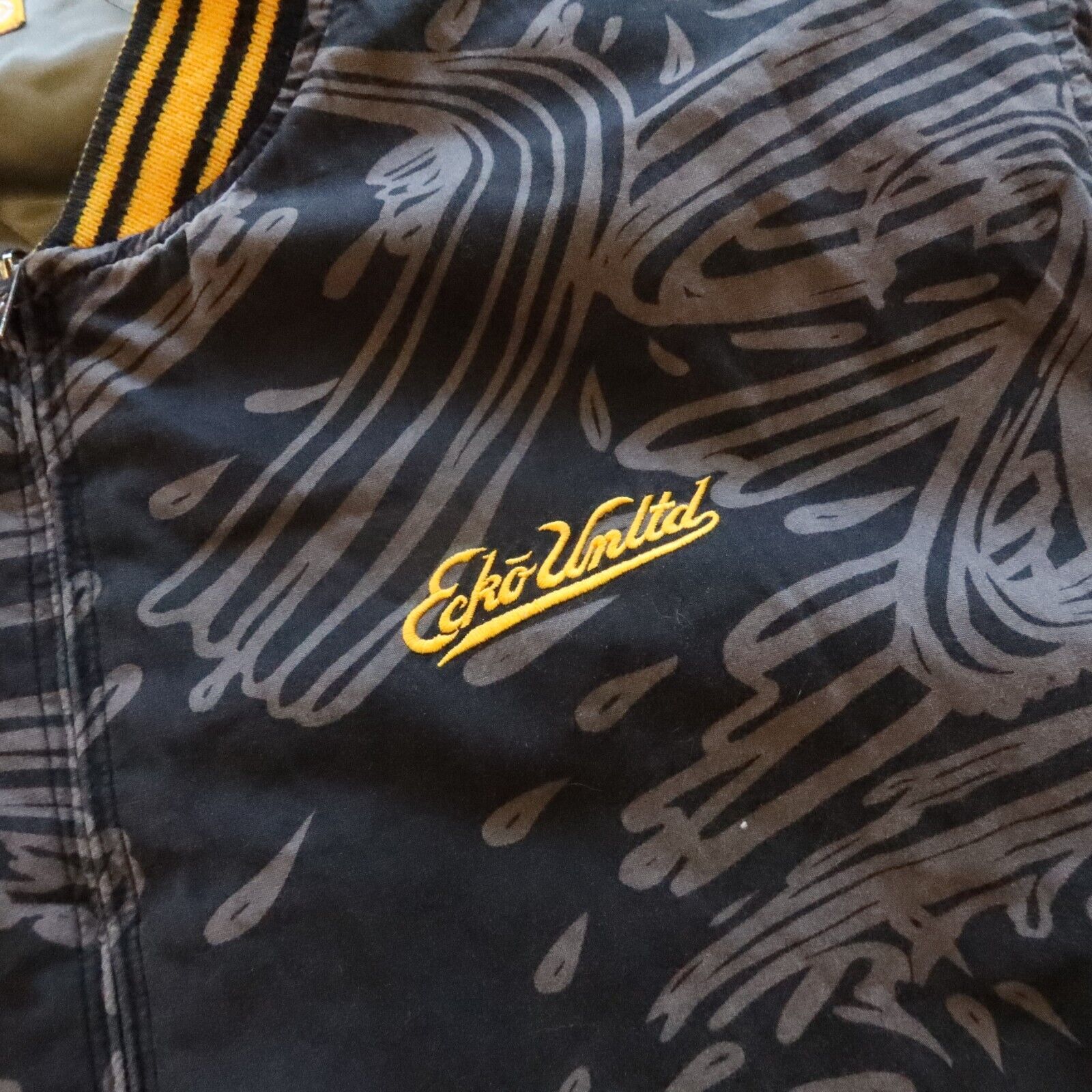Vintage Ecko Unltd. Reversible Quilted Bomber Jacket Size XL