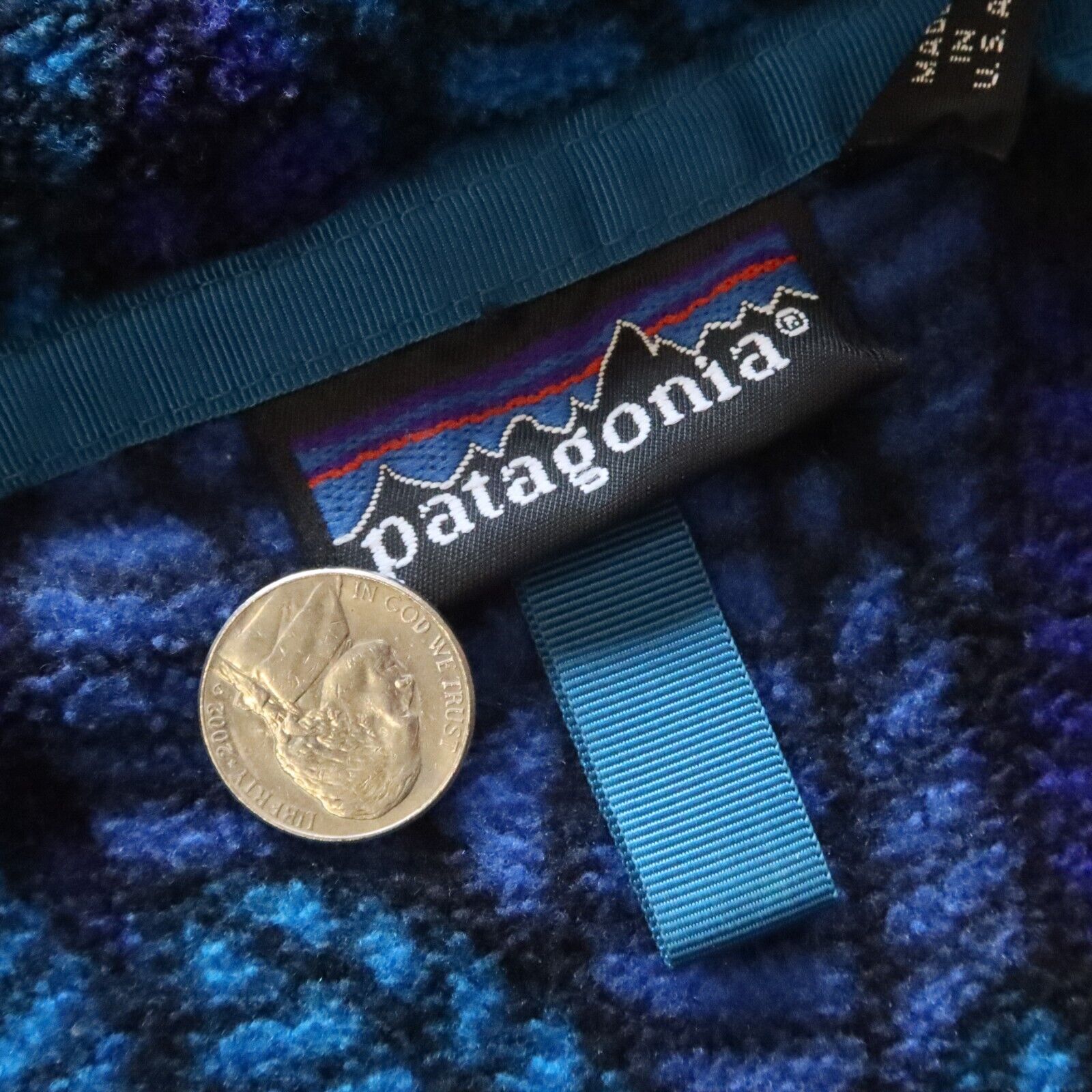 Vintage Patagonia Leaf Pattern Snap-T Fleece Pullover Made in USA Size L 85200