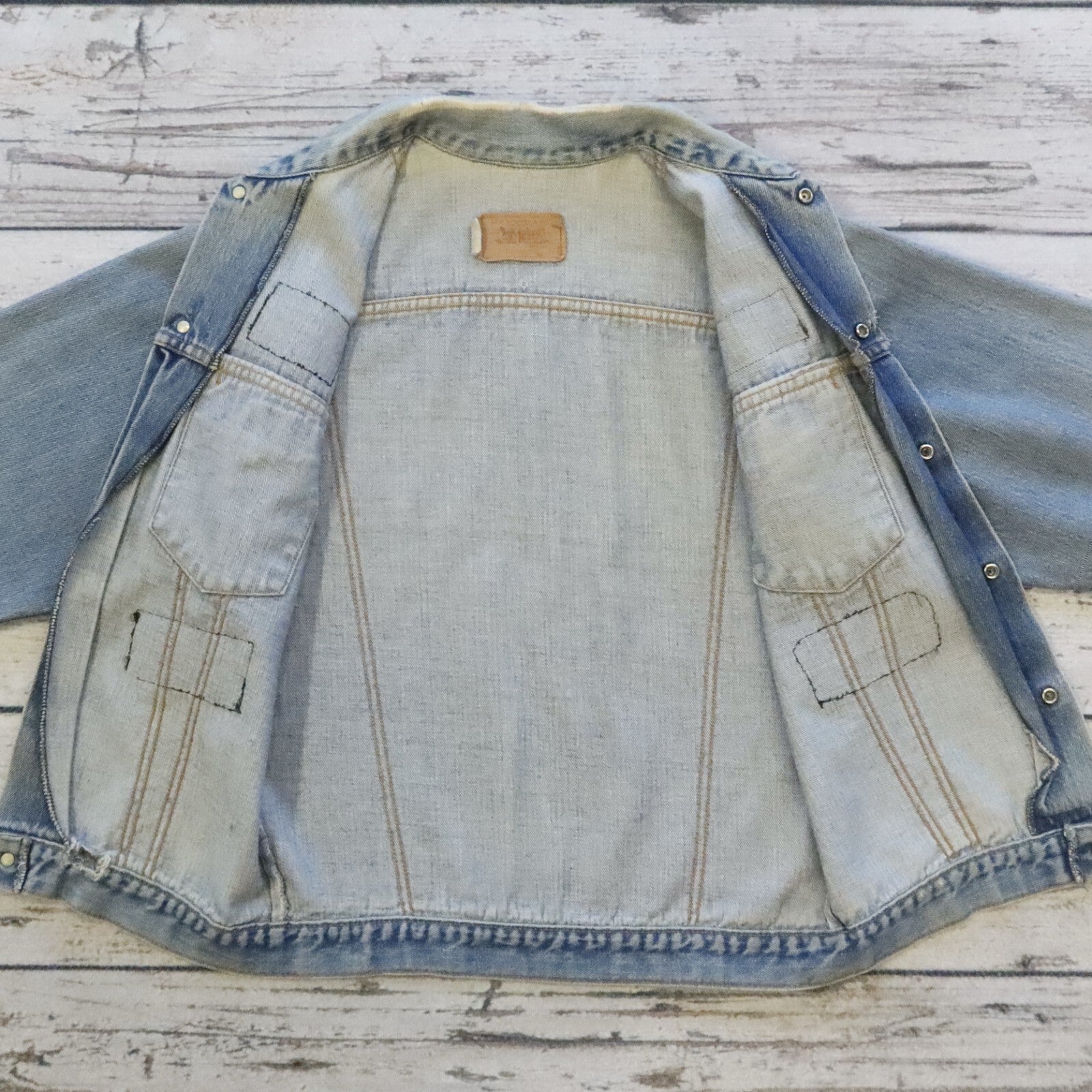 Vintage 70s Levis Orange Tab PatchesTrucker Denim Jacket Made in USA