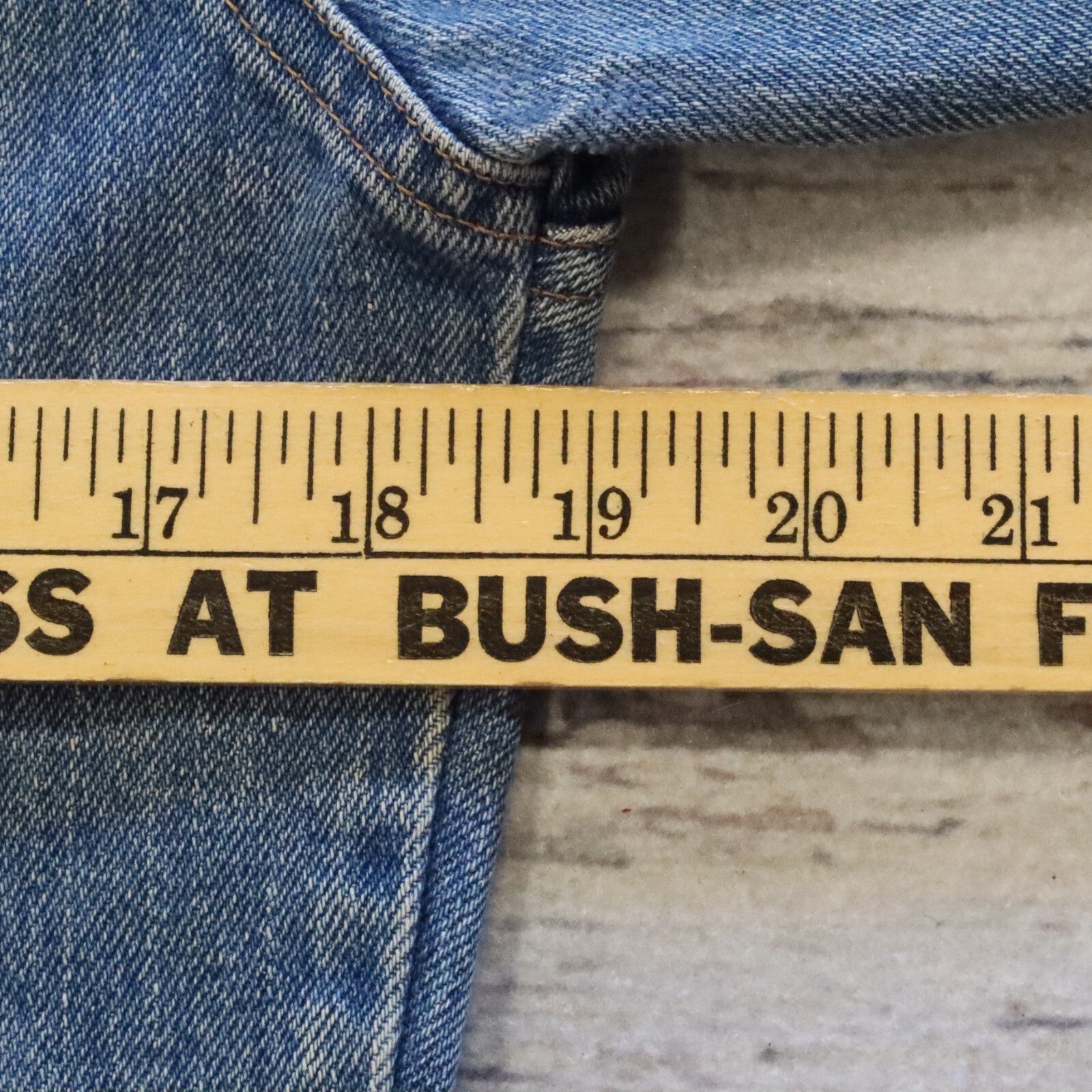 Vintage 70s Levis Orange Tab PatchesTrucker Denim Jacket Made in USA