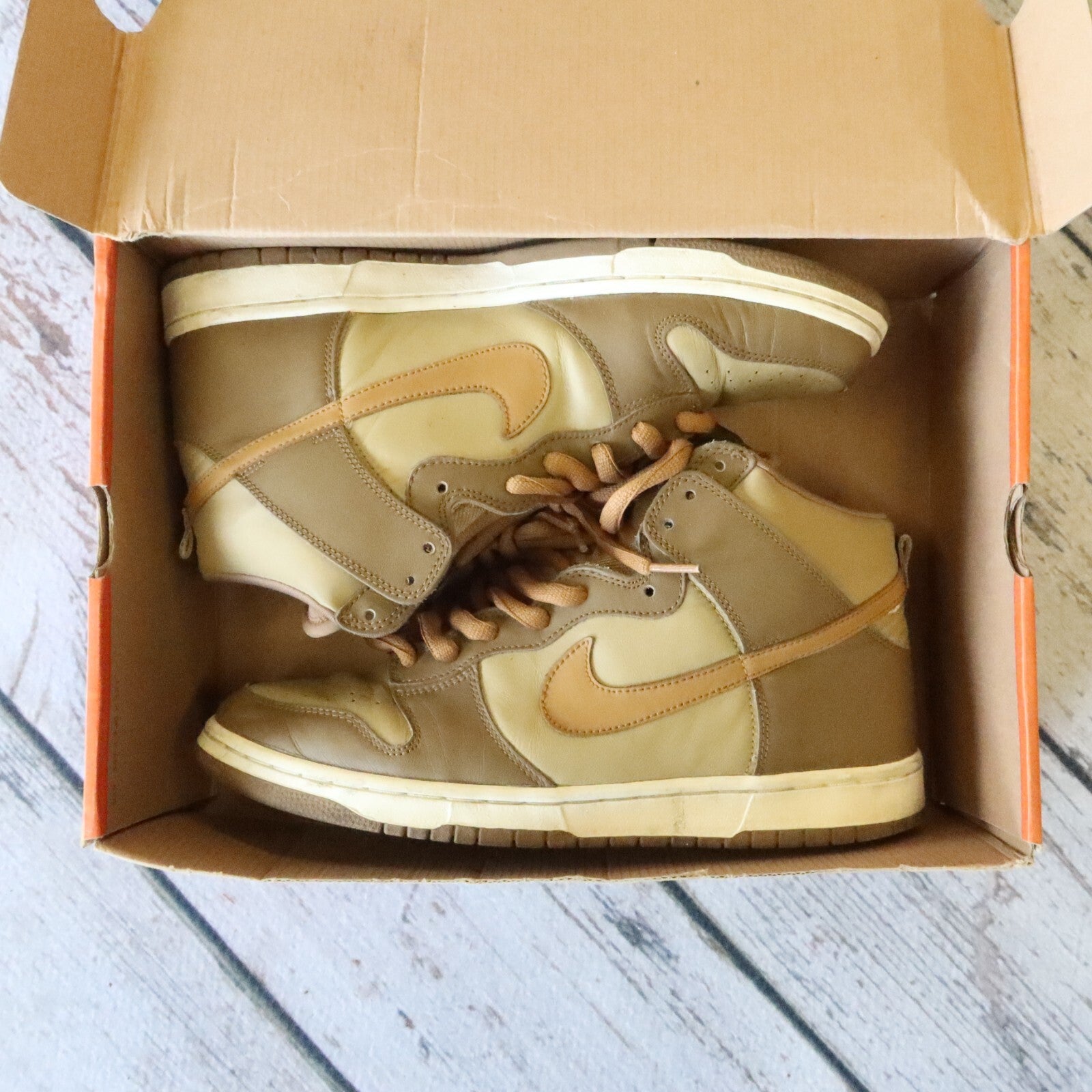 Vintage 2003 Nike Dunk High Maple Shoes 304717-222 Size 11